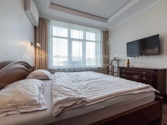 Продаж 3к квартири ЖК Новопечерські Липки Верхогляда 11 низький поверх