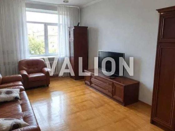 Продаж 2-кімнатної квартири вул.Тарасівська 3, парк Шевченко