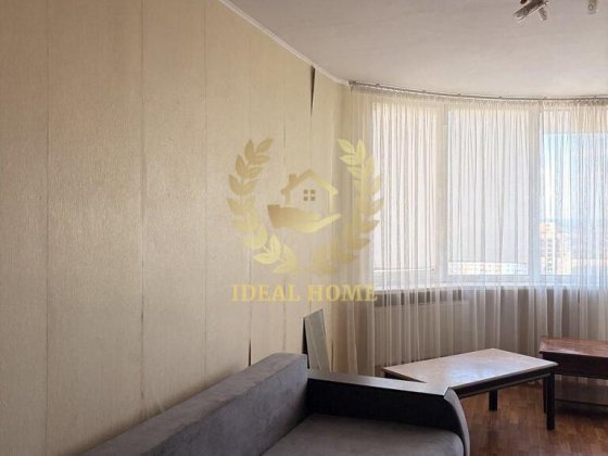 Продаж 1-кімнатної квартири в Києві, ЖК Мега-Сіті, метро Дарниця