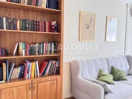 Продаж просторої унікальної 5-кімнатної квартири, 160м2, Сталінка, Печерський район Київ