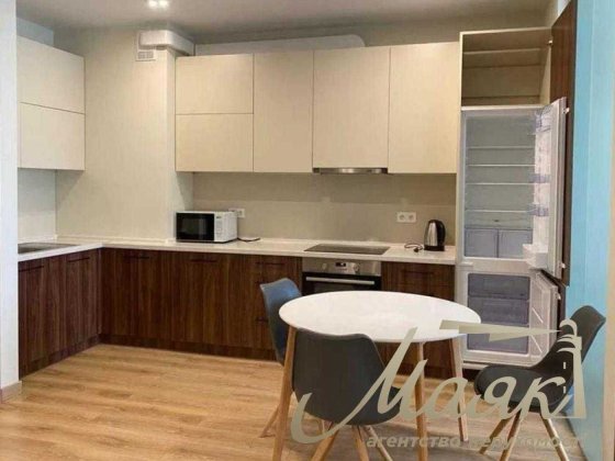 Продаж 2-кімнатної квартири 69м2, ЖК Новопечерська Вежа, Печерськ,Київ