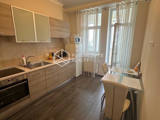 Продаж 1-кім квартири  Печерський р-н  бул. М. Міхновського, 14-16. Без %