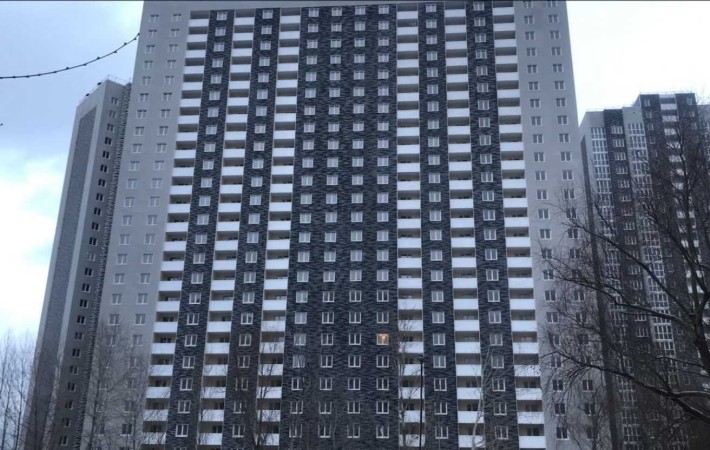 2к квартира  ЖК Ревуцкий ул Ревуцкого 54a - фото 1
