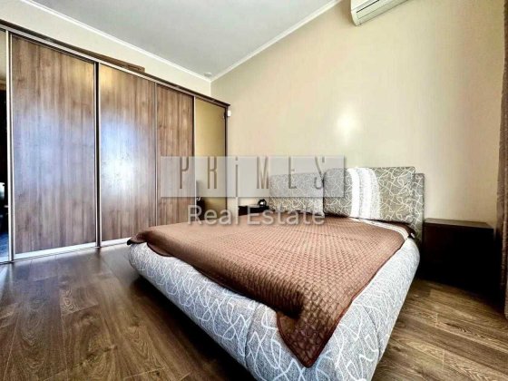 Продаж квартири в історичному центрі Києва поруч із Пейзажна алея