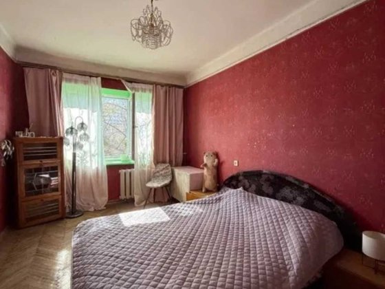 Продам 2-кімн. Миколи Міхновського бульв. 28а, 45 метрів. Печерський район