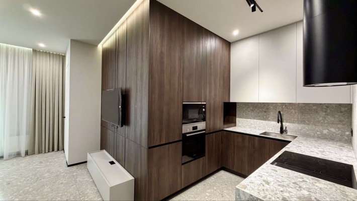 Продаж 1к з новим ремонтом у центрі Києва, ЖК А 52, Січових стрільців - фото 1