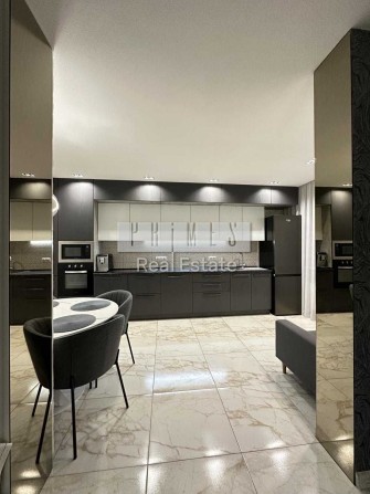 Продаж 3 кімнатної квартири 92 м2 ЖК Патріотика, Осокорки - фото 1