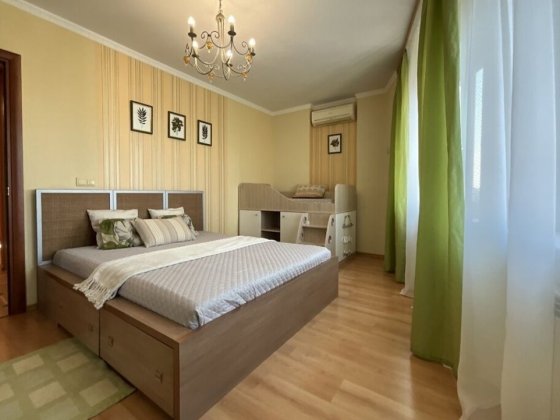 Продаж 2кім.72кв.м вул. Віктора Забіли 5. Видова Поруч парк