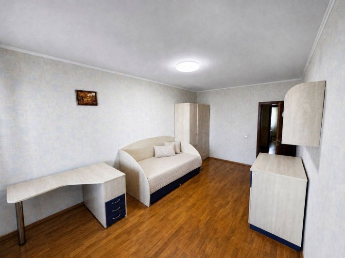 Продаж 3-кімнатної квартири на Бориса Гмирі 1/2 Позняки Осокорки - фото 1