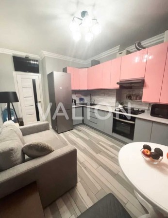 Продам 1кім.квартиру,48кв.м., Голосіївський район ЖК Британський Квартал вул.Дмитра Луценка,12-А - фото 1