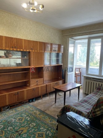 Євідновлення, 3к кімнатна , Нивки , Сирець, Шевченківський район ,газ , цегла - фото 1