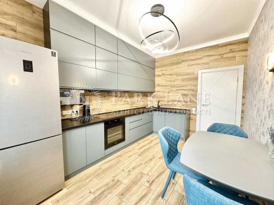 Продаж 1-кімнатної Центр Ремонт Жилянська 68 "  ЖК 38 Перлина"