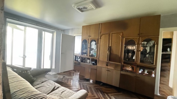 Дашавська, 27  продам  Борщагівська  Гетьмана   квартира 57кв.м. метро Політехнічна 68999$ - фото 1