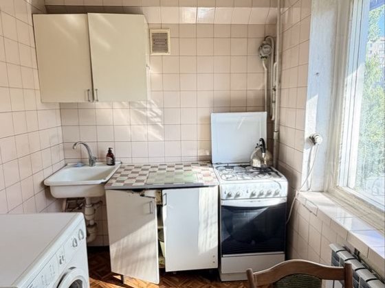 Продаж 4х кімнатної , вул. Якуба  Коласа 17, Борщагівка