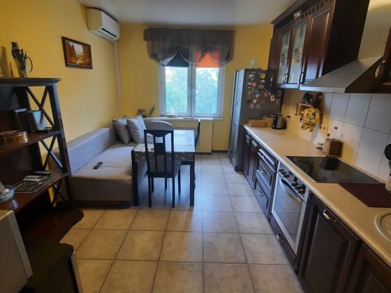 Продаж 3кімн. Європейського союзу 19А