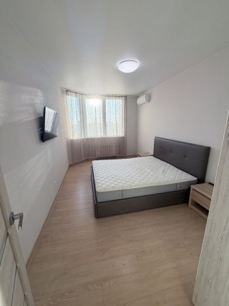 Продам БЕЗ КОМІСІЇ, двушку роздільну 61 м2, в ЖК Відрадний 2, проспект Відрадний 2, 1 секція! НАУ пі - фото 1