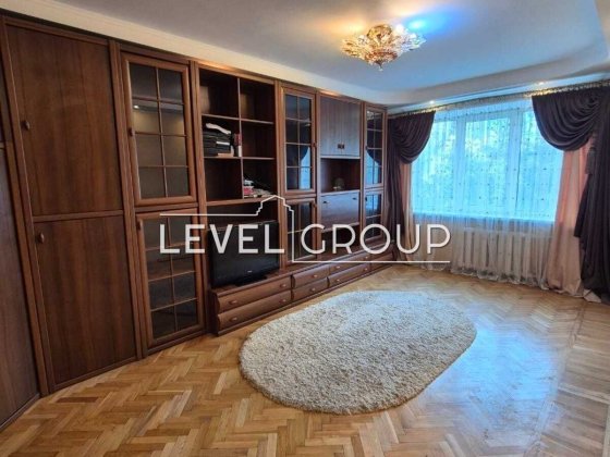 Продаж 3 кімнатної квартири з ремонтом, Подільський, Виноградар, Ретровіль