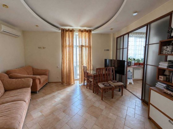 Продаж 2х кімн квартири Лондонська ( Пітерська) 16, Солом'янка. Газ!