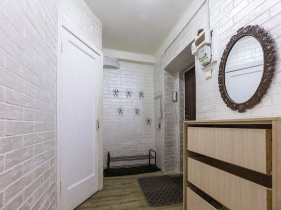 Продаж 2-к квартири Київ, ст.м Вокзальна, Севастопольська площа