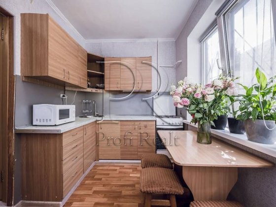 Без % для покупця продаж 1 кімн. квартири Кіпріанова 2 Курбаса Киев