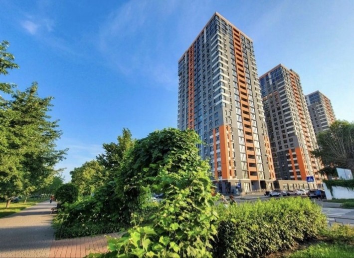 Продам светлую  однушечку в ЖК Бережанский!!! - фото 1