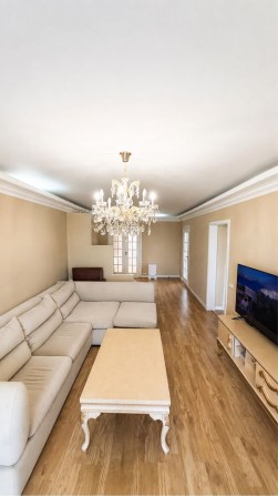 3-кімнатна 98 м² на Милославській — велика квартира, заїжджайте та живіть - фото 1