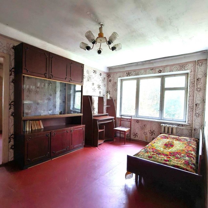 Продається 2-кімнатна квартира площею 46 м² за адресою: вул. Академіка Корольова, 1/2. 2 поверх, газ - фото 1