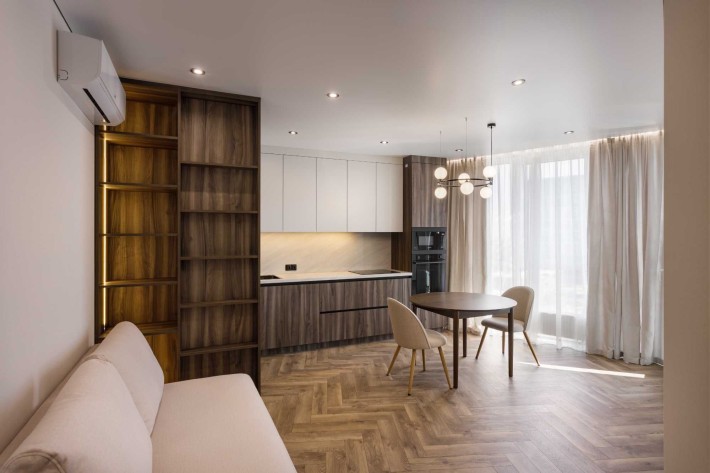 2-кімнатна 67,41 м² з дизайнерським ремонтом і меблями, ЖК Dibrova Park. Ніхто не жив - фото 1