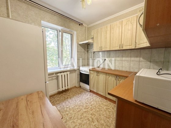 Без % Продаж 2 кімнатної квартири в цегляному будинку по вул. Антонова 8, Солом'янський район