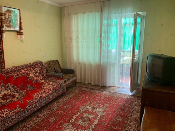 Продається квартира 1 кімнатна вул. Лаврухіна Миколи будинок 11 площа 42.4 кв.м. Киев