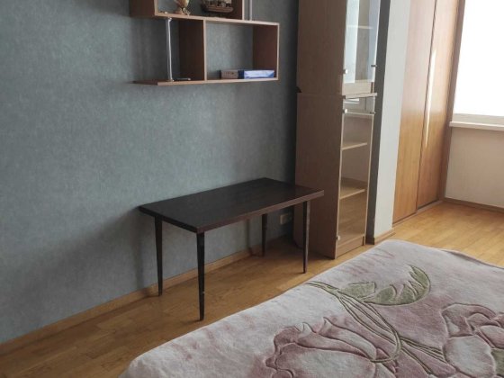 Продам 2-ух комнатную кв-ру на Оболони, ул. Героев Днепра,22