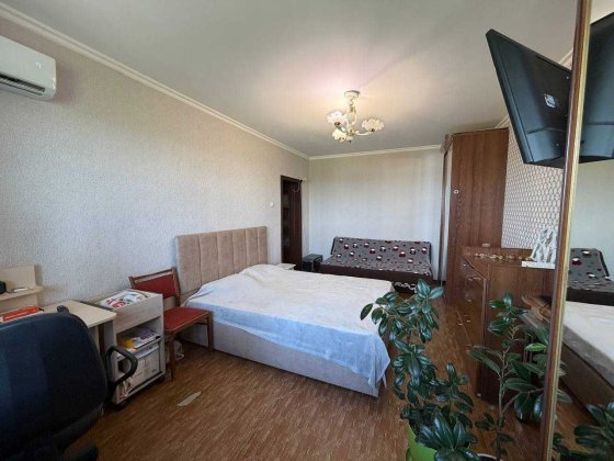 ГАЗ, продаж 2 кімн. квартири біля озера