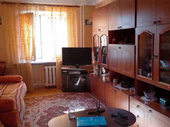 БЕЗ КОМІСІЇ!!!Продається 3 -кімнатна біля метро Академмістечко,  ГАЗ! Киев