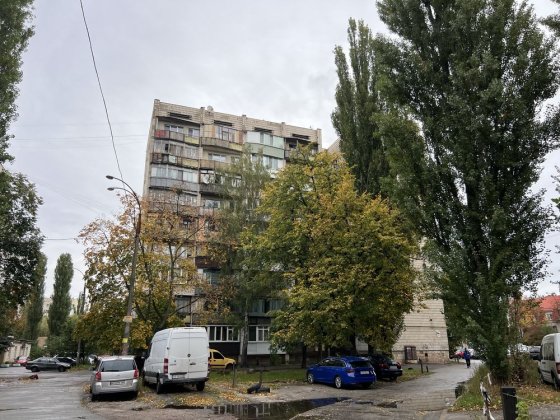 Продам ! 1к квартиру Нікольська Борщагівка. Проспект Леся Курбаса. Швидкісний трамвай. За адресою: З