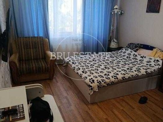 Продам 1 к п-т  Ч.Калини 32 д
