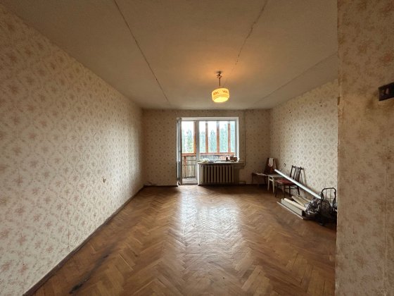 Терміново Без комісії Продам 1к квартира Київ 7 поверх Газ Цегла Метро пішки Вікна у двір Святошино  Київ