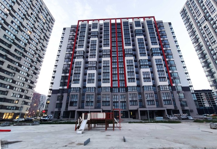 Продам квартиру ЖК 7 КВАРТАЛ, Варшавський Ретровіль,  будинок зданий - фото 1