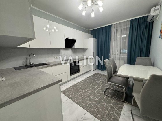 Продажа 2к квартиры, просп. Европейского Союза 45-А, ЖК Варшавский Микрорайон, Виноградарь