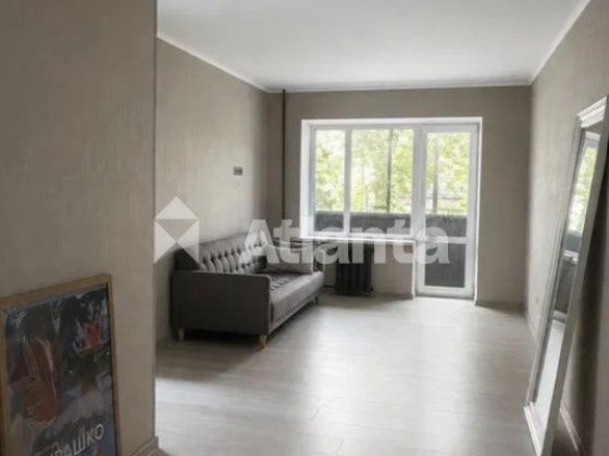 3к квартира з ремонтом вул. Машинобудівна, 24 Солом'янський район Киев
