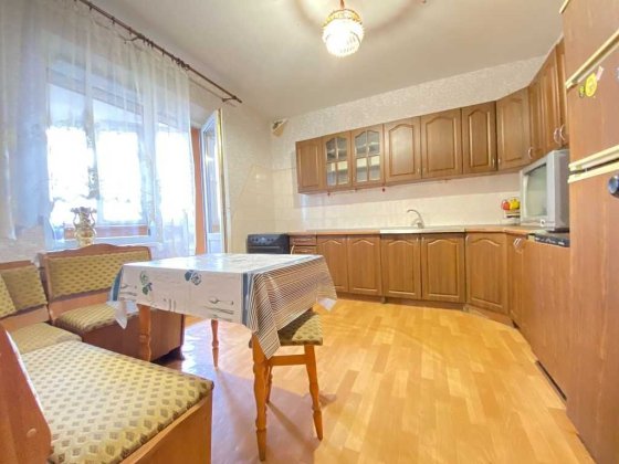 Продаж 3-к, Троєщина, Червоної калини 91в, будинок 2005 року, чудове планування.