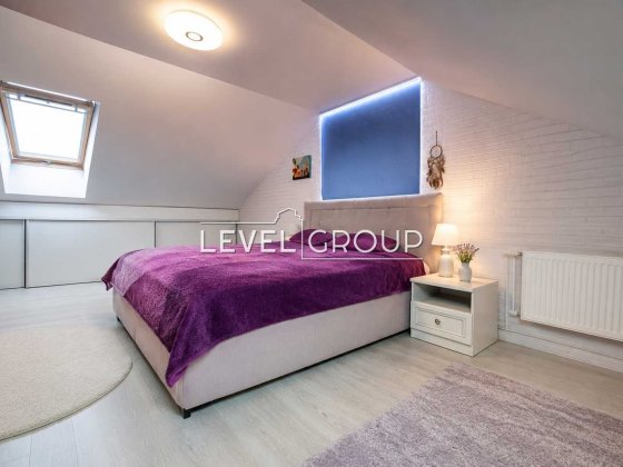 Продаж дворівневої 3-кімнатної квартири в ЖК Royal House/Григорія Гуляницького вул. (Московська), 44