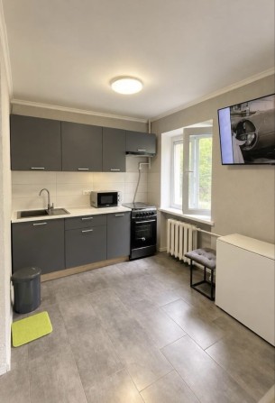 Продаж квартири з ремонтом вул. Воробйова, біля парку - фото 1