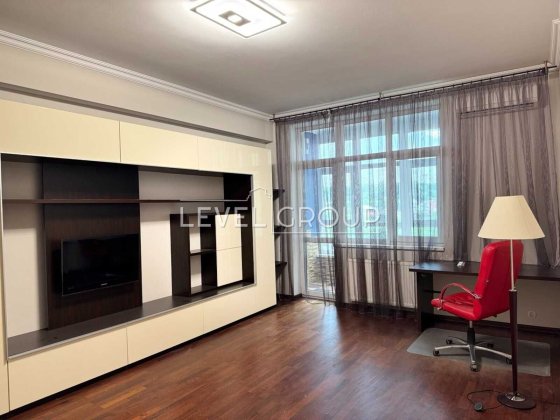 Продаж 2х-кімнатної квартири 98м2 ЖК 'Пори Року' Мокра вул (Кудряшова)