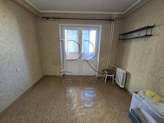 Продаж 1 кімн. квартири вулиця Танкова (Сікорського) 6