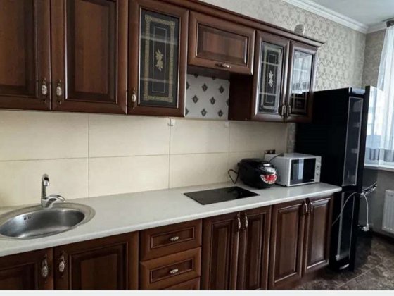Продаж 1 кімнатної квартиру по вулиці Драгоманова 2а, ЖК "Позняки -4а"  Позняки Дарницький район Лів Київ