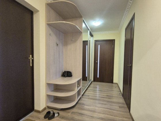 Продаж 2 к квартири вул Петлюри 36 Бровары