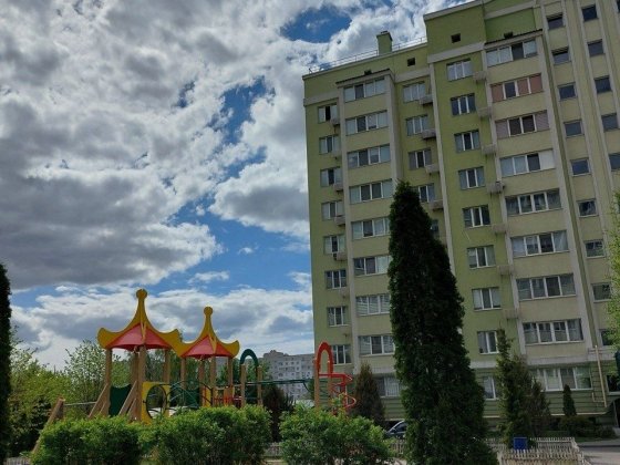 Продам однокімнатну квартиру в ЖК " Первоцвіт "