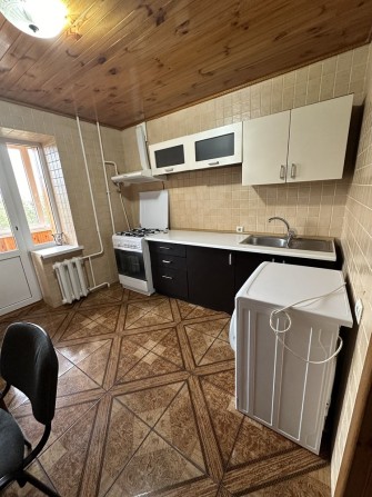 Продам 2 - кім. квартиру від ВЛАСНИКА за адресою вул. Білодідівка 19 - фото 1