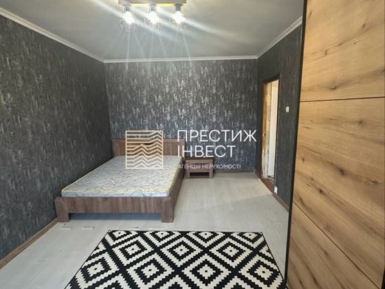 Терміново! Продаж 2к.квартири по вулиці Чорних Запорожців Бровары