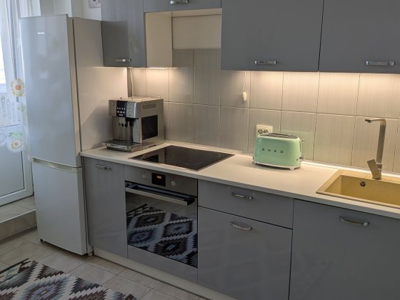 Продам квартиру Грушевського